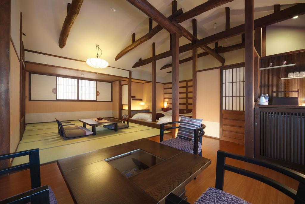Naraya Hotel Kusatsu  Buitenkant foto